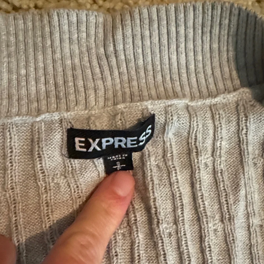Express Light Gray Ribbed Knit Top - Picture 2 of 3